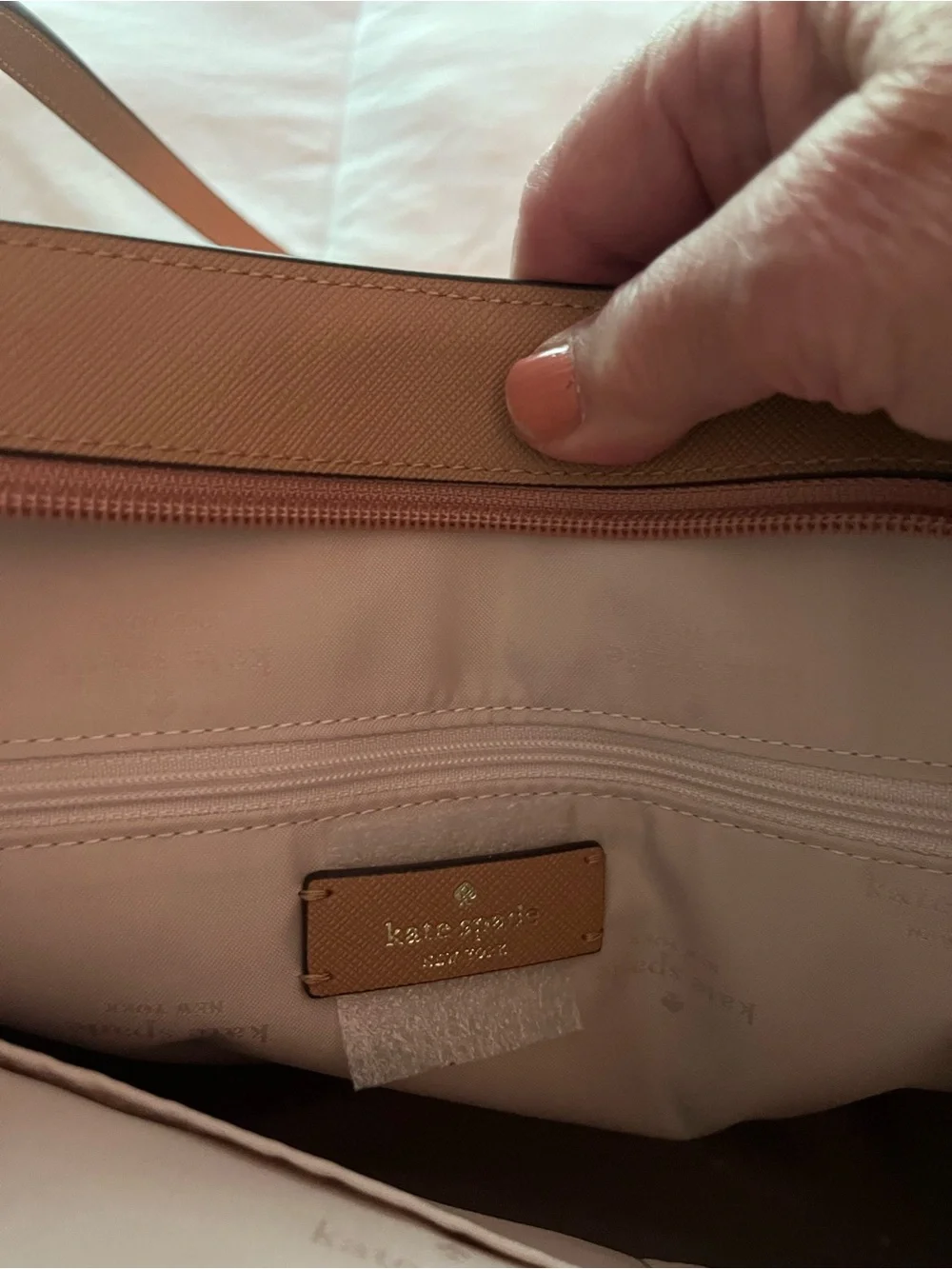 Kate Spade New York Dana Tote in Textured Warm Beige Finish. New without tags